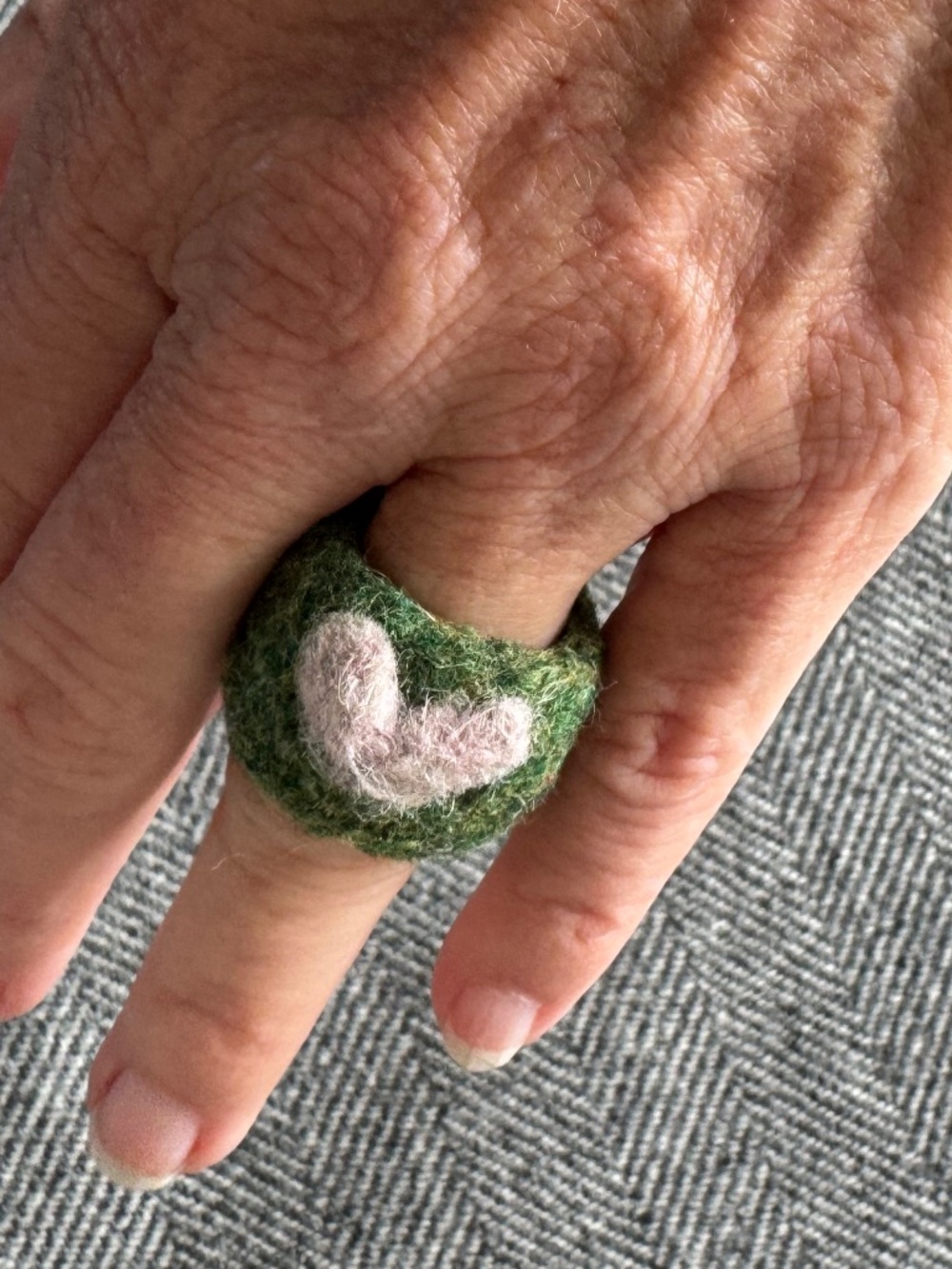 NWOT, HANDMADE FELT RING WITH HEART